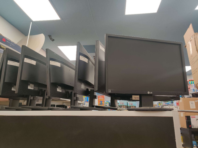 LG   / Acer  22 in Monitors in City of Toronto