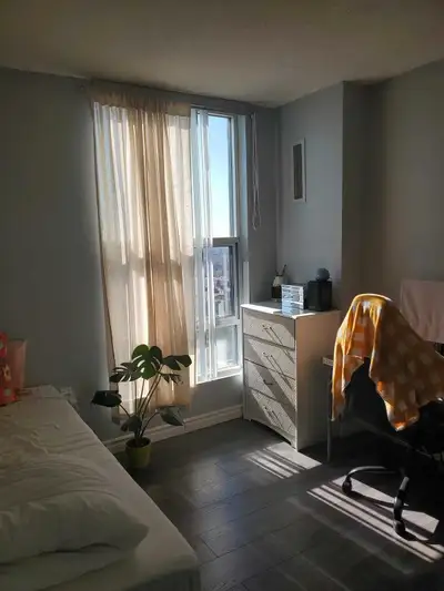 Private room for rent
