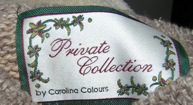 Private Collections by Carolina Colours Floral Pullover Lg/XL in Women's - Tops & Outerwear in Cape Breton - Image 2