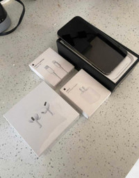 iPhone 13 Pro 256GB **Accessories Pkg/Free Delivery**
