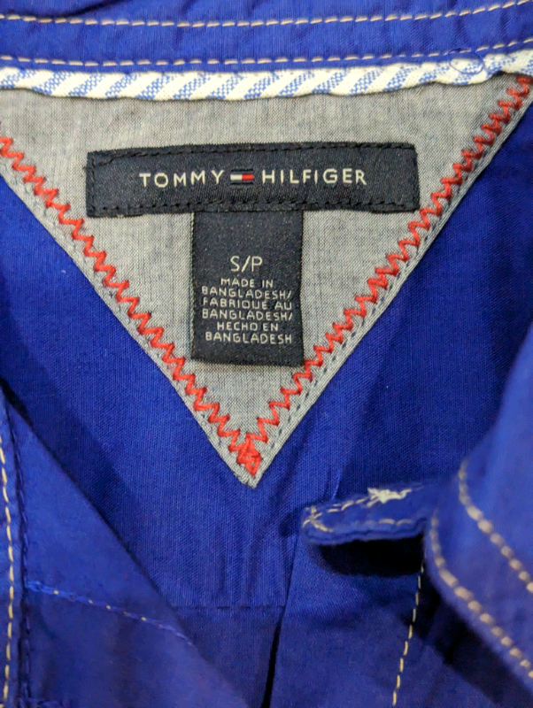 EUC - Women's Tommy Hilfiger Blue Long Sleeve Shirt Size S in Women's - Tops & Outerwear in Oshawa / Durham Region - Image 7