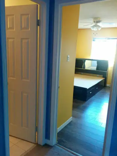 One room available for Rent.
