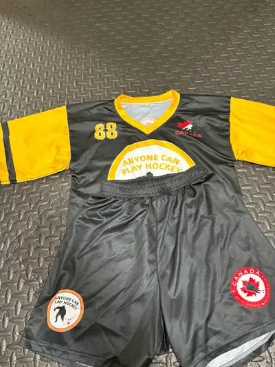 kids ball hockey equipment , View more