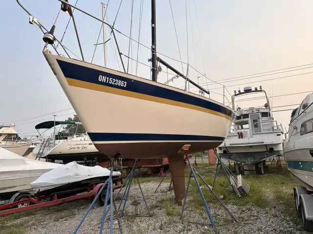  Pearson flyer  in Sailboats in St. Catharines - Image 7