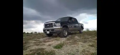 2003 Ford F250 6.0 Powerstroke Lariat Superduty Diesel. 4x4, 4 door, tan leather interior, power win...