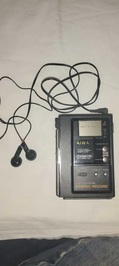 Vintage Aiwa HS-J202 Stereo Cassette Player & Headphones - U, View more