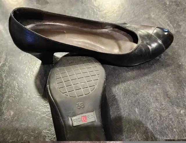 High Heel Shoes  in Women's - Shoes in Calgary - Image 3