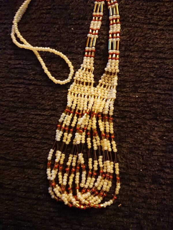 Beautiful beaded necklace and earrings in Jewellery & Watches in Winnipeg - Image 2