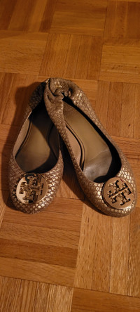 chaussures Coach ballerine flat shoes Size 6 us