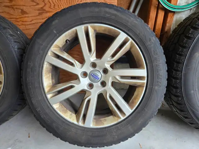 Volvo OEM rims plus snow tires in Tires & Rims in Markham / York Region - Image 6