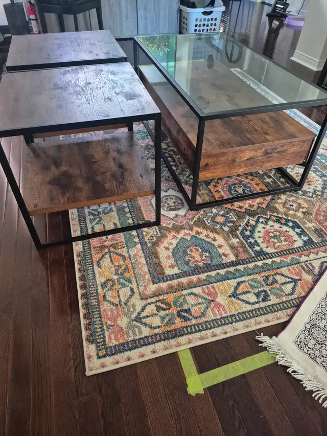 Wooden Coffee Table + Side Tables in Coffee Tables in Markham / York Region - Image 3
