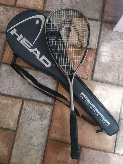 head mg-carbon 3000 squash racquet
