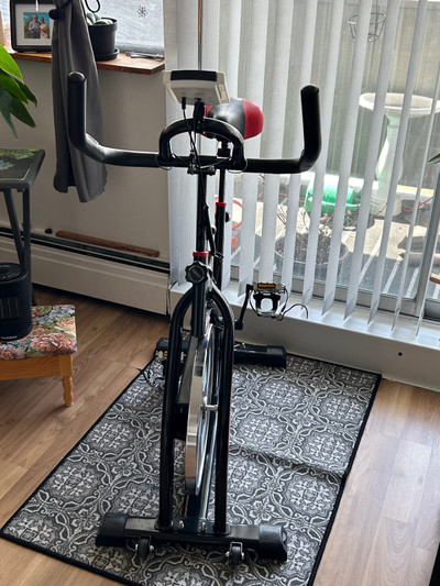 Stationary/ spin bike