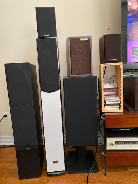 A galore of many brands of bookshelf &  floor standing speakers in Speakers in Markham / York Region - Image 2