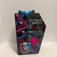 Monster high doll carrying case