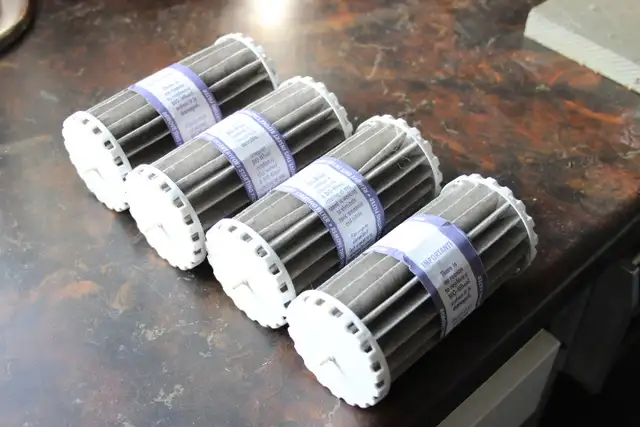 Bio-Wheels for Marineland Emperor 400 & 280 in Fish for Rehoming in London - Image 3