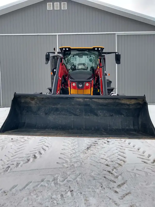Versatile 175 Nemisis in Farming Equipment in St. Albert - Image 5