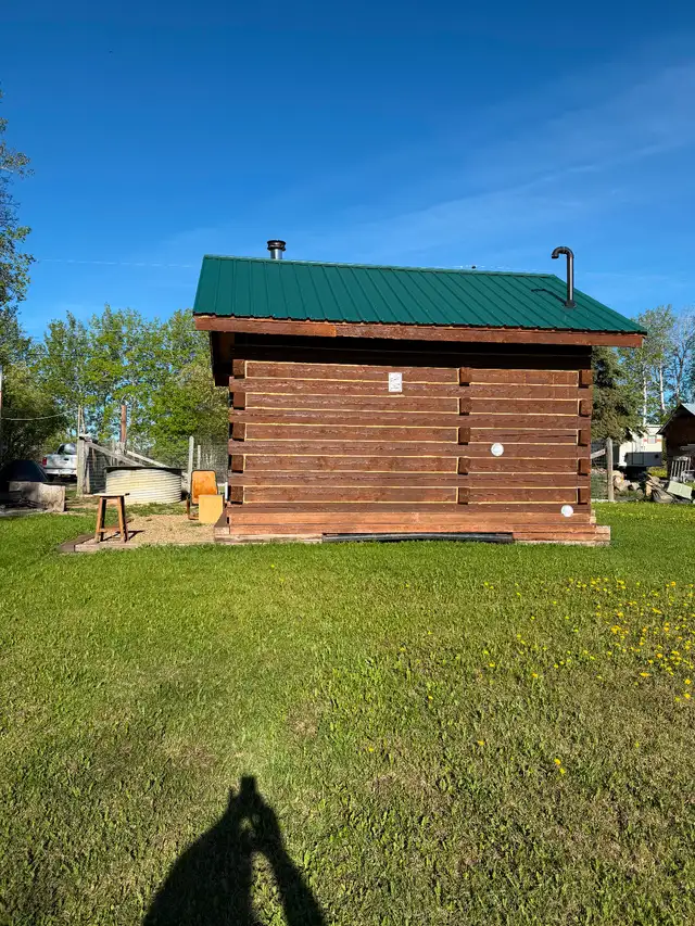 Tiny House Real Log Cabin plus land available in Houses for Sale in Dawson Creek - Image 11
