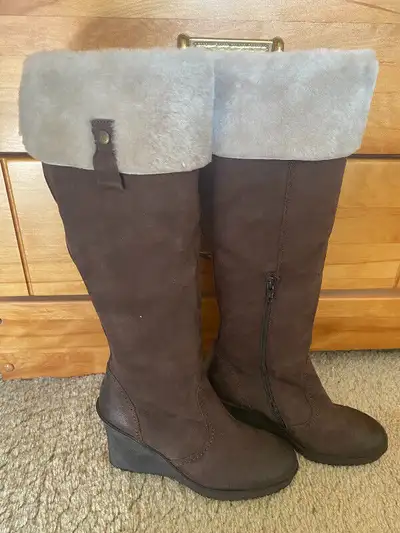Paul Green Munchen high boots. Size 5.5/6. Brand new., View more
