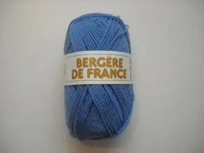 11 balles de laine Bergère de France (neuves) 3,36$/un., View more