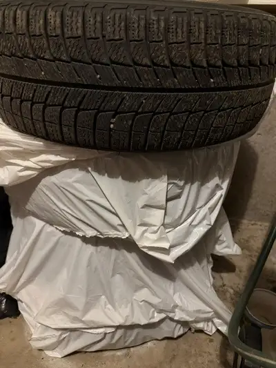 4 x Michelin Winter Tires on Rim used on Honda Civic