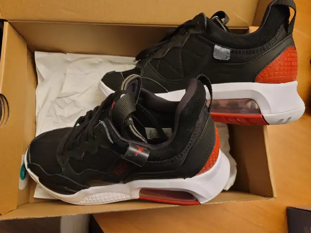 Youth shoes in Kids & Youth in Ottawa - Image 2