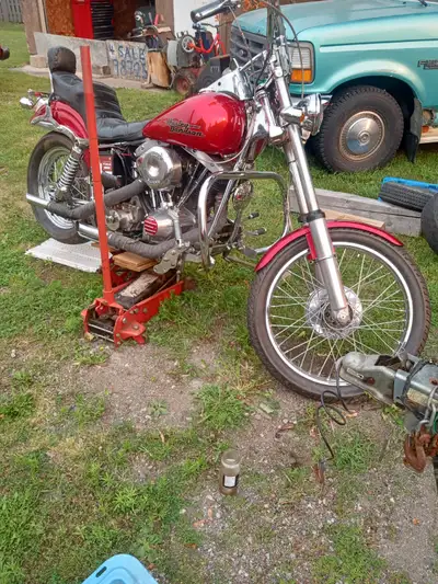 Harley shovelhead originally a 1972 fxe superglide 1200cc custom built years ago not much use since...