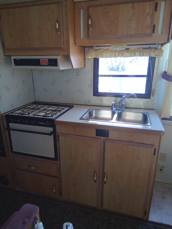 Travelaire Rustler Fifth Wheel in Travel Trailers & Campers in Edmonton - Image 4