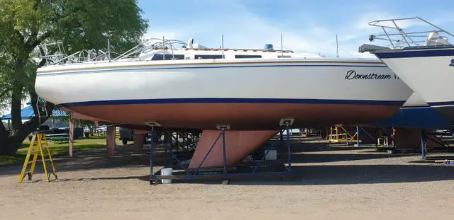 1986 MK1 Catalina 36 Sailboat For SALE in Sailboats in City of Toronto - Image 3