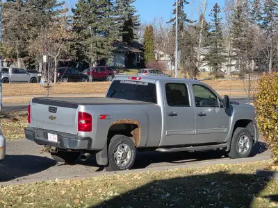 2011 2500 duramax 4 door 4x4 grey short box,
