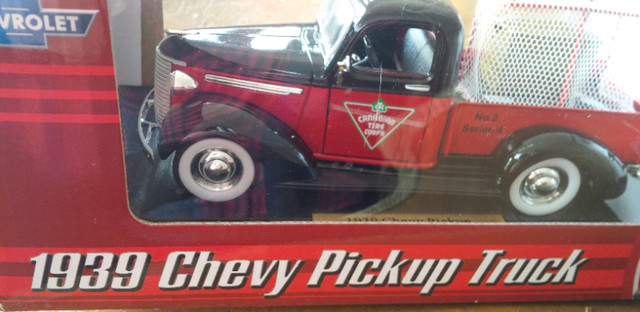 Liberty Die-Cast Canadian Tire 1939 Chevy Pick-Up Truck 1:24 NIB in Arts & Collectibles in Stratford - Image 3