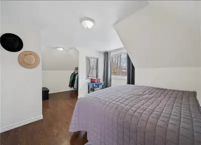 Looking for 1 roommate to share my home starting October 1 or November 1. $1600 All Inclusive. Orill...