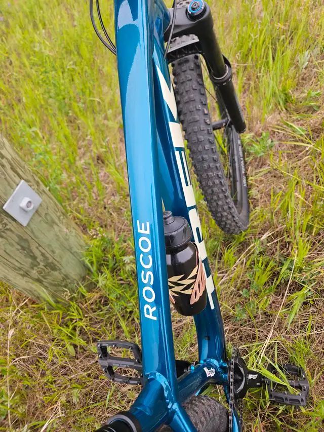 2024 Like New Trek Roscoe 7 MTB62864363132803123