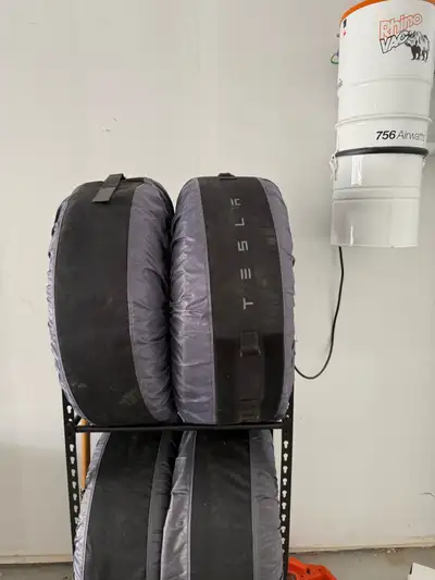 For Sale: Tesla Model Y Performance OEM Winter Tire Set – Pirelli Sottozero 3 Complete set of 4 OEM...