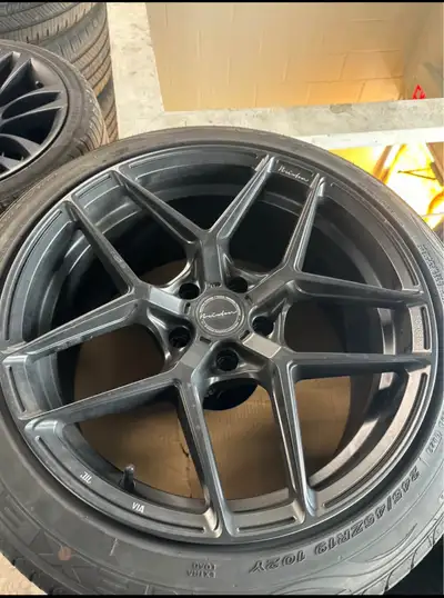 Brixton RF7 No curbs or bends Currently in storage. Will get more photos for interested buyers 19x9....