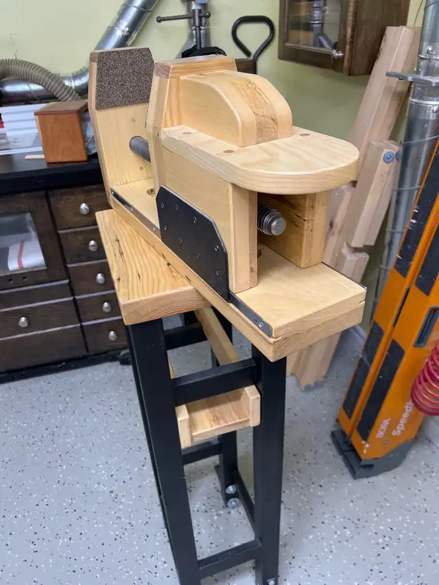 Wood Carving Vice589178671391713281