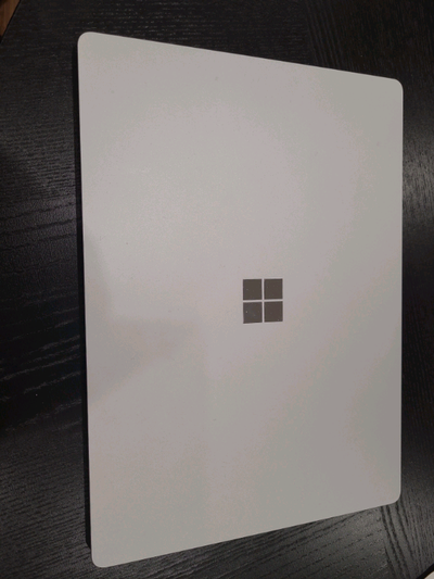 Microsoft surface 3 laptop 16GB touch presque pas utilisé, View more