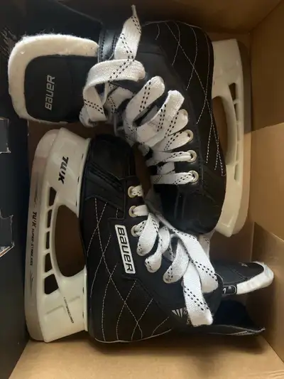 Bauer Child Skates (Lightly Used) Size 1, View more