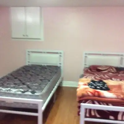 This room is available from January/01/2026 it is $950/monthly private room. Large sized room with i...