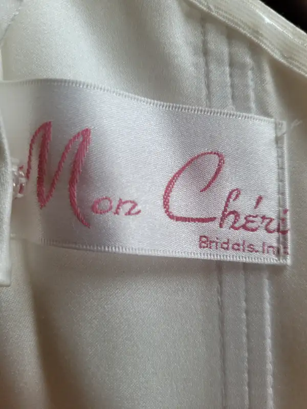 Wedding dress in Wedding in Fredericton - Image 10