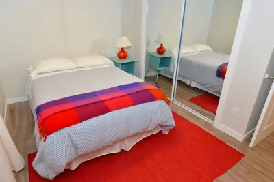 Big Furnish Room at Yonge & FINCH Subway! Available Immediately!