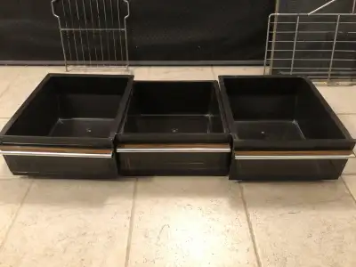 Frigidaire 1980-1990 Drawers/Tiroirs Frigidaire années 1980-1990, View more