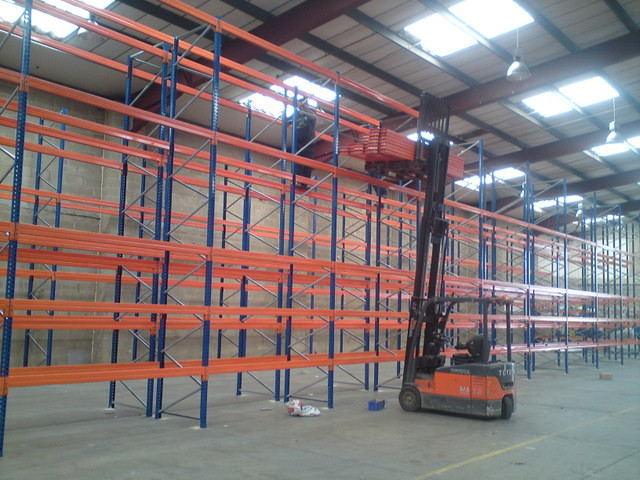 WE BUY PALLET RACKING. SELL US YOUR USED RACKS.WE PAY TOP DOLLAR in Other in Kitchener / Waterloo - Image 2