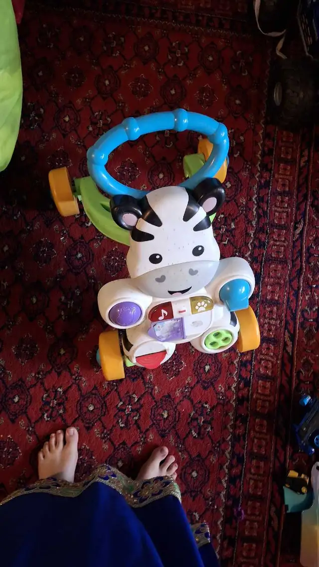 Fisher-Price Zebra Walker in Toys & Games in Barrie - Image 2