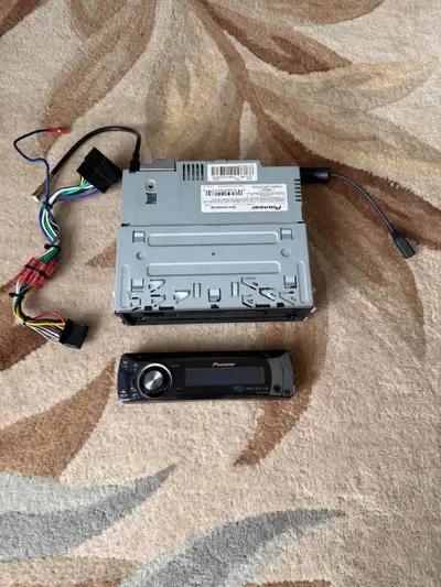 Pioneer DEH-P4100UB Car Stereo, View more