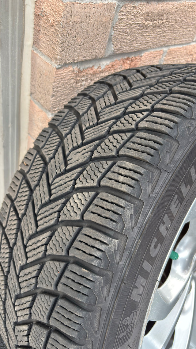 BMW Wheels for Sale – OEM 2012 BMW X1 (E84) – WINTER in Tires & Rims in Oakville / Halton Region - Image 4