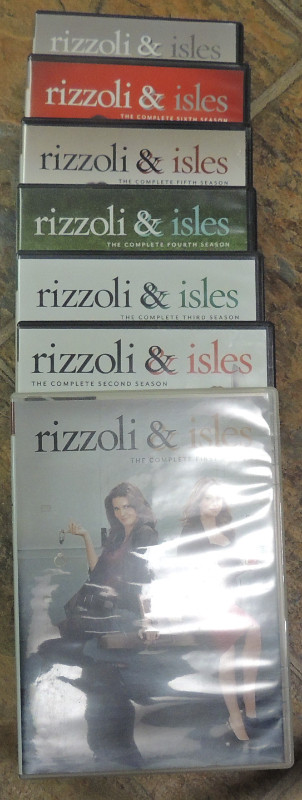 All complete 7 Seasons of Rizzzoli & Isles DVD set in CDs, DVDs & Blu-ray in Belleville
