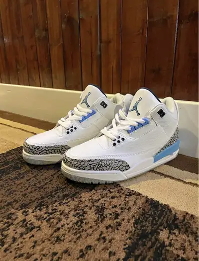 Jordan 3 Retro UNC , View more