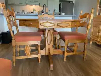 table de cuisine et chaise 