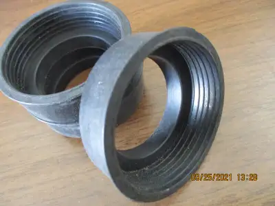 Excellent Condition . Original Yamaha Parts. Fits Yamaha triple air boxes 1977-81 Fits Mikuni or Hit...
